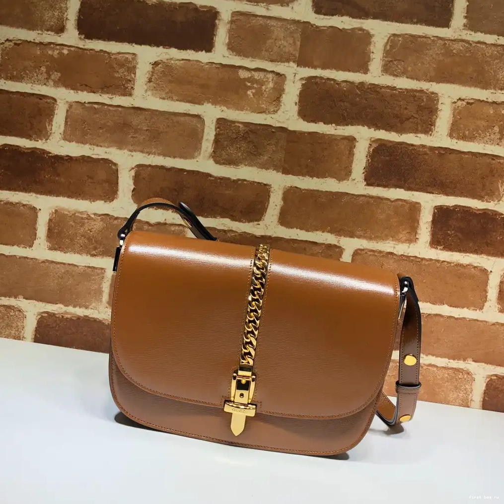 First bag ru 1969 GUCCI Sylvie small shoulder bag 0702